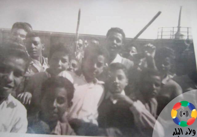 صورة قديمة لنزهة في قناطر نجع حمادي