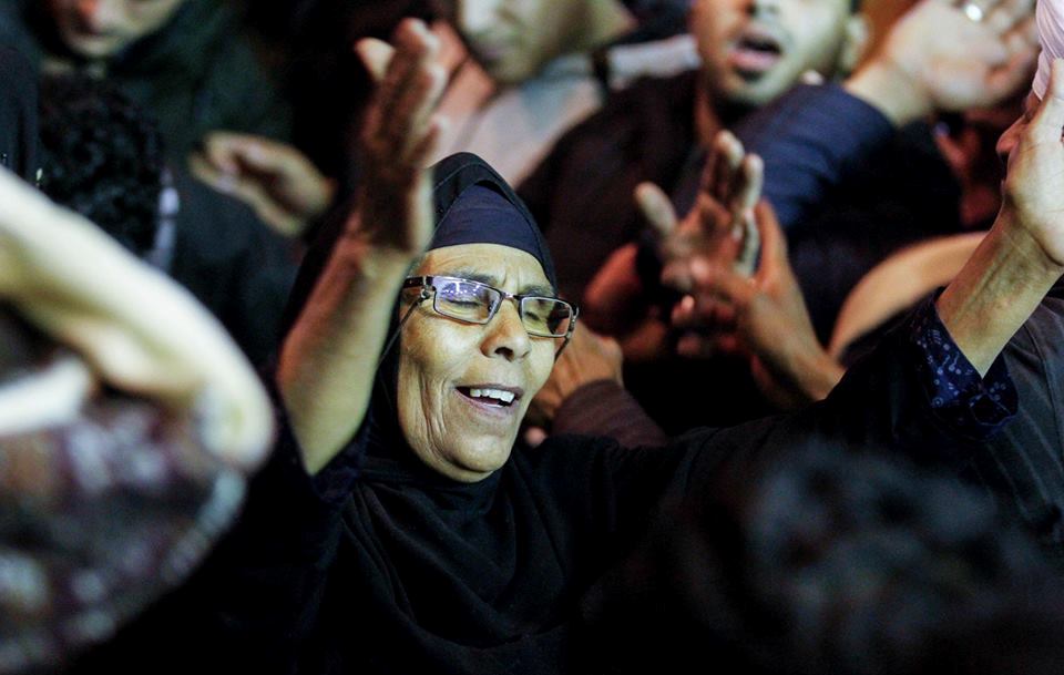 الاحتفالات في الحسين - تصوير: أحمد قدري