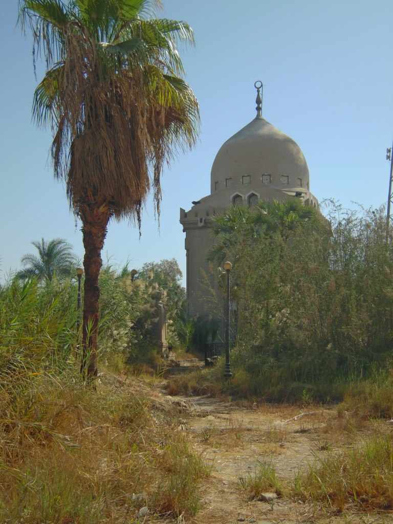 قبة شهداء توشكى