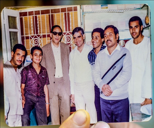 جميل مع مدرسينه