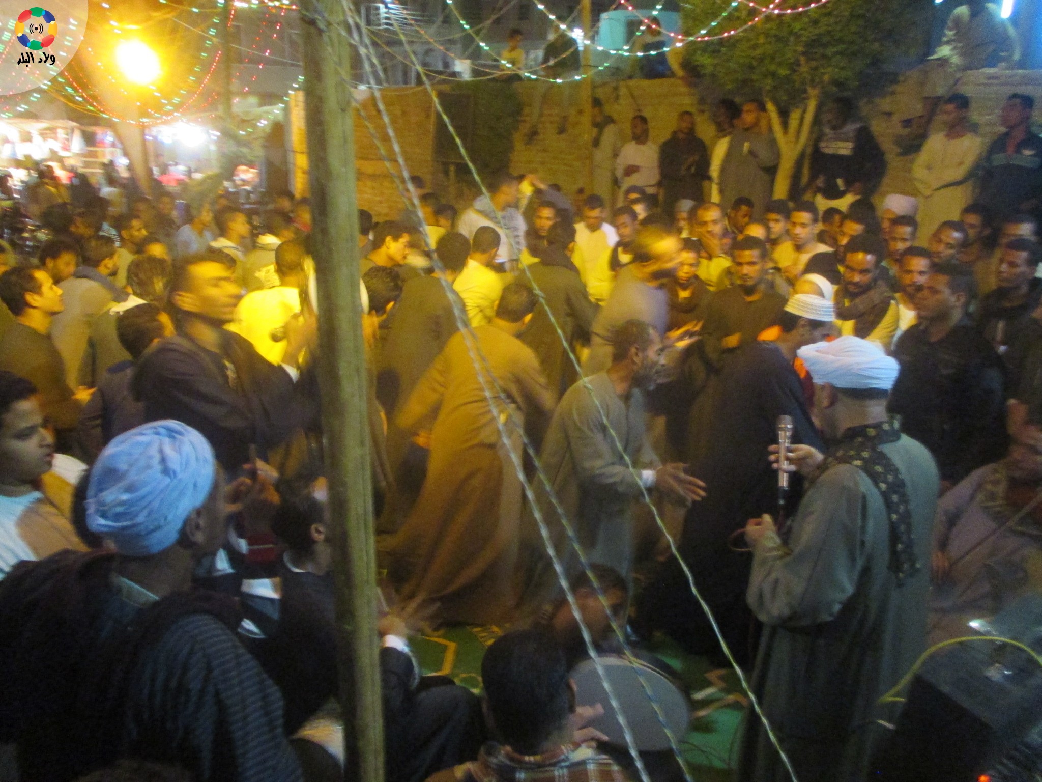 مولد وصاحبه غايب