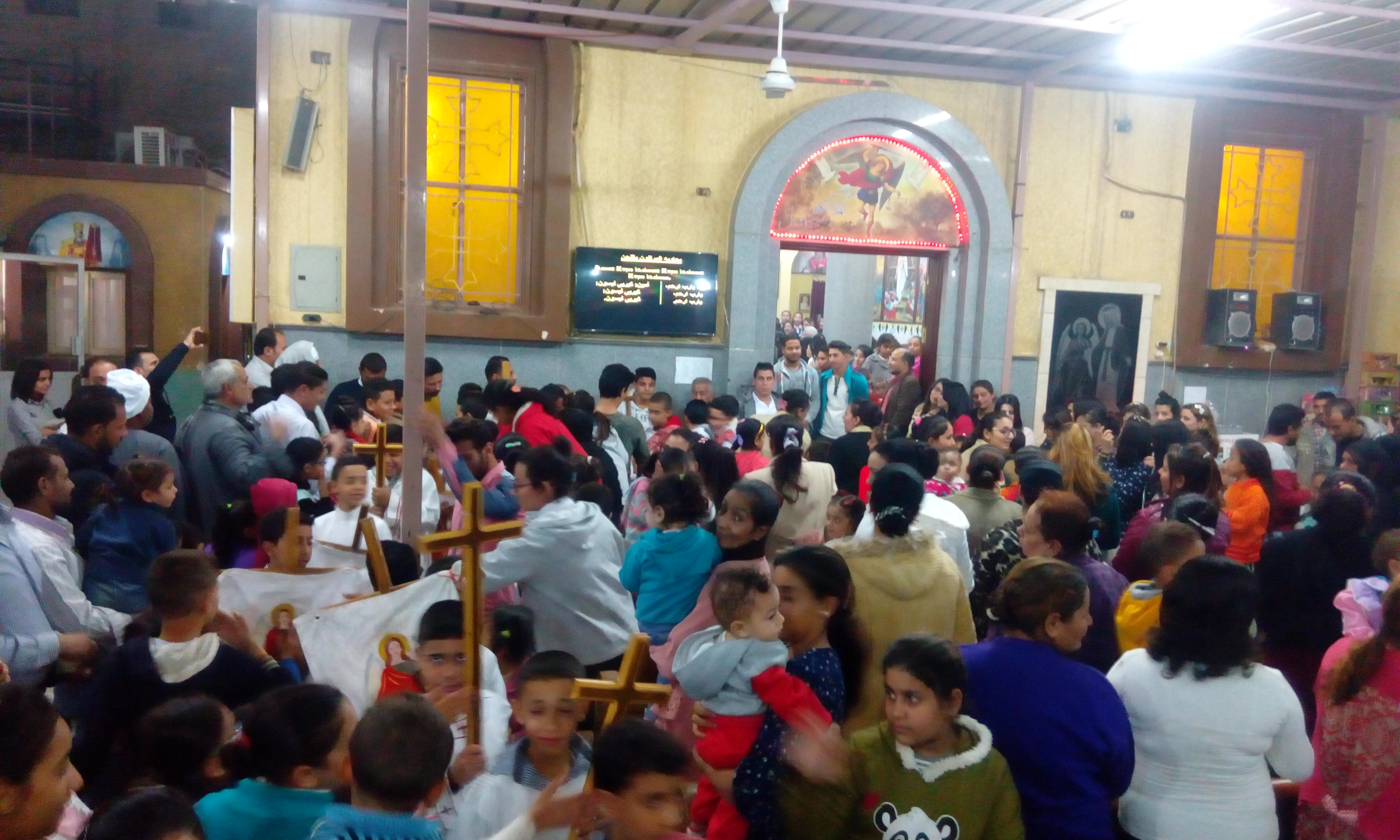 جانب من الليلة الختامية الاحتفالات بعيد رئيس الملائكة تصوير: فيبي مدحت