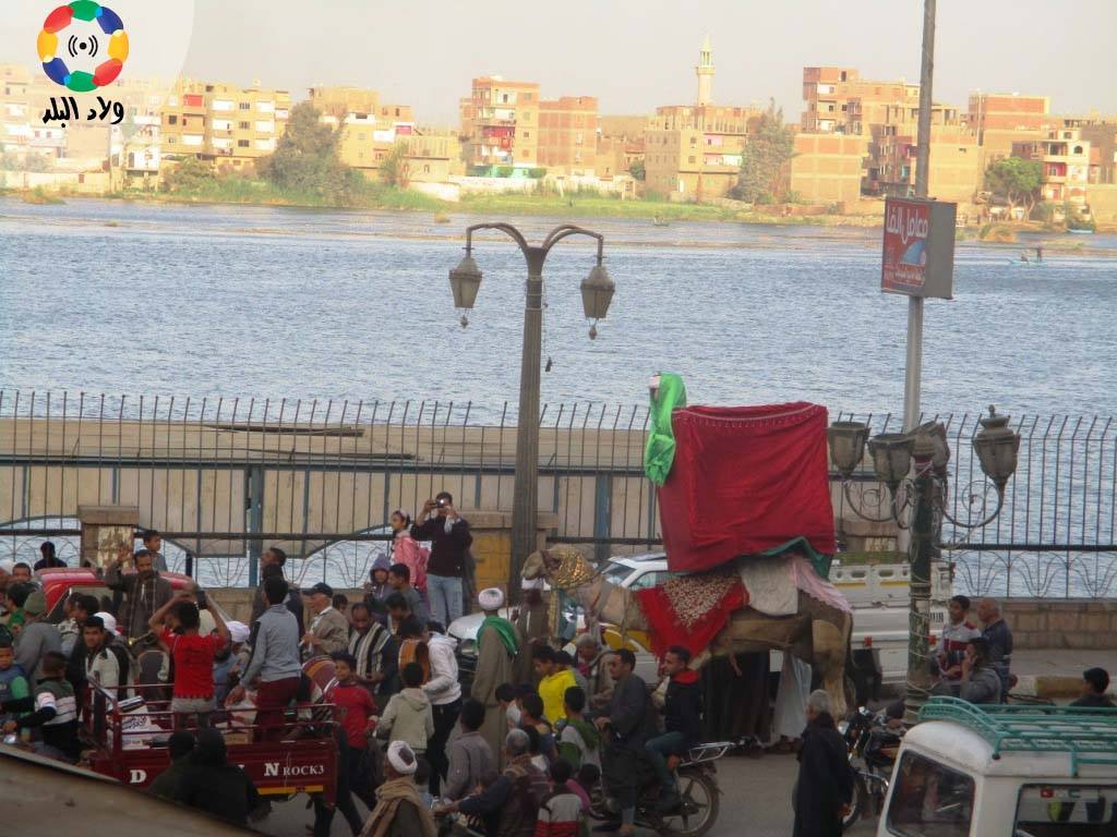 الزفة لمولد الشيخ عمران- تصوير: مريم الرميحي