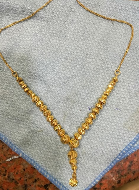 عقد حمصة بندقي قديم