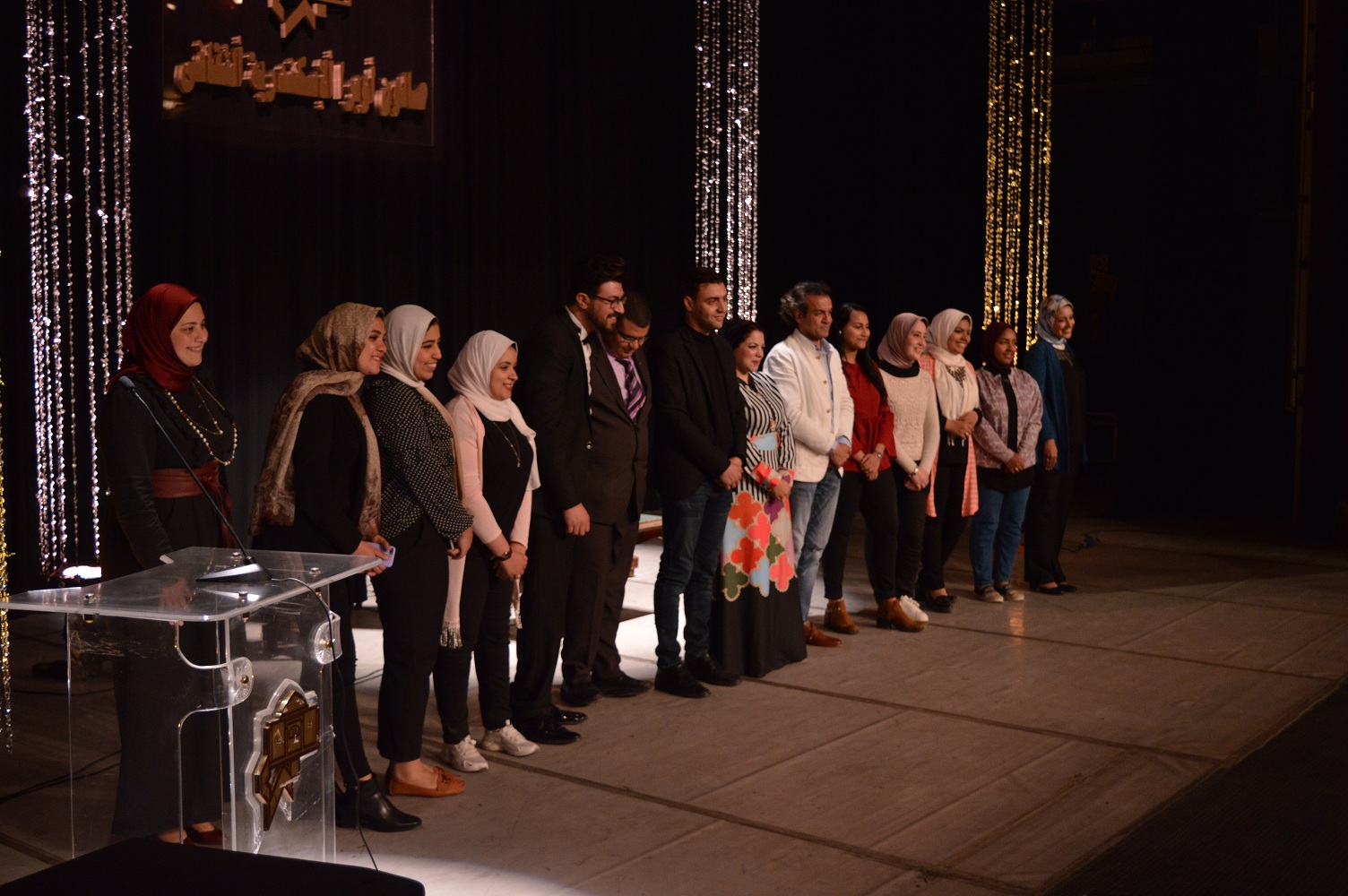 القائمين والمنظمين للصالون 