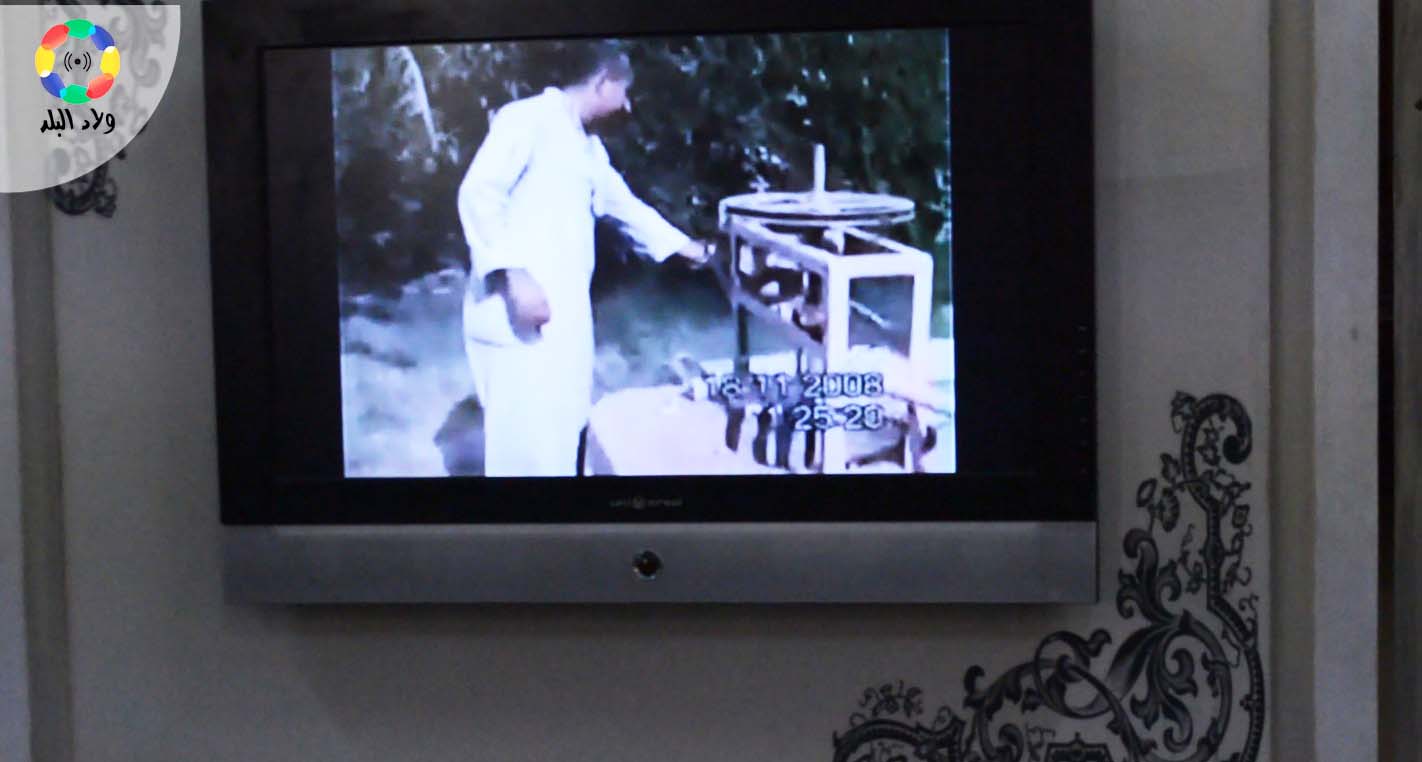 أداة تقليب الطين- فيديو داخل المعرض