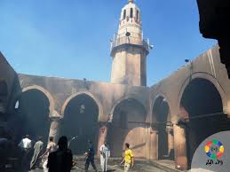 المسجد العمري بعد الحريق - من أرشيف ولاد البلد