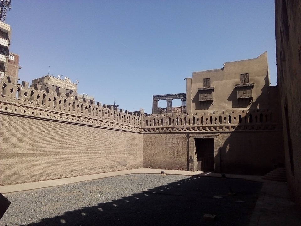 الجزء الخارجي من الجامع