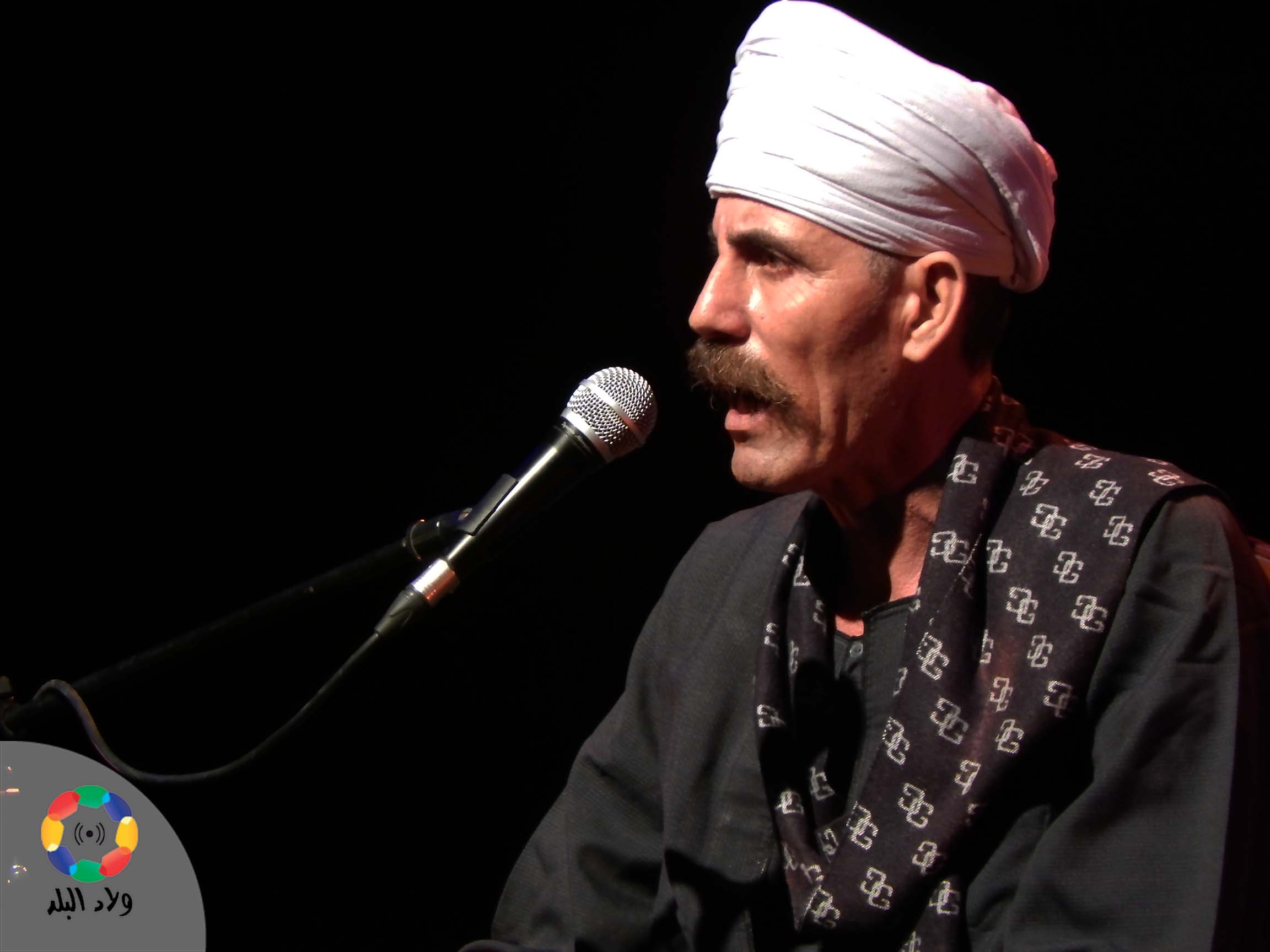 المعلم ناشد ونيس أثناء حديثه