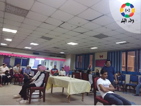 عرض مسرحي لفرقة السلامة بالصالون الثقافي بنادي محافظة الفيوم 