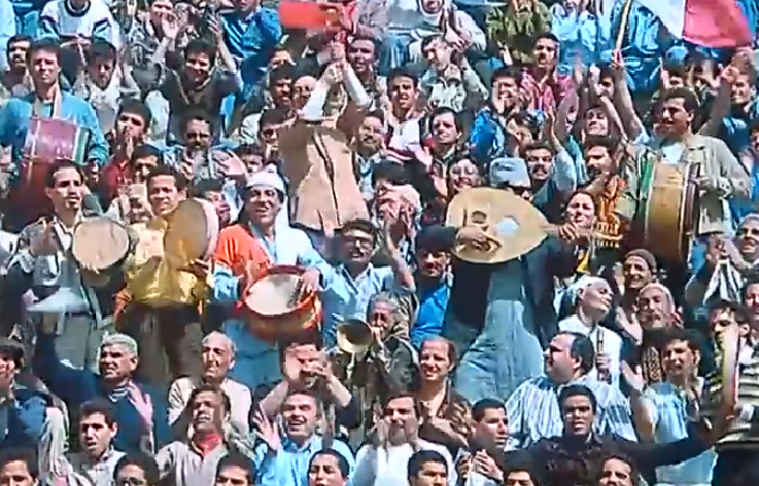 مشجعي الدرجة الثالثة - اسكرين شوت من فيلم الدرجة الثالثة على يوتيوب