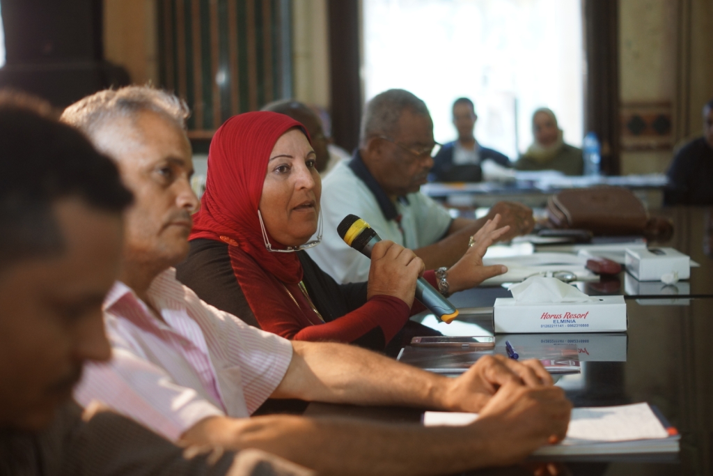 حوار بين مستشار وزير السياحة والحضور