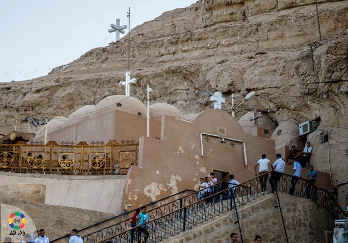 دير السيدة العذراء مريم بحضن الجبل الغربي عند قرية ديرالجنادلة