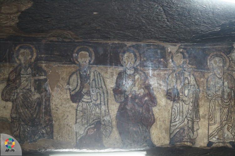 الكنيسة الأثرية بدير الجنادلة 