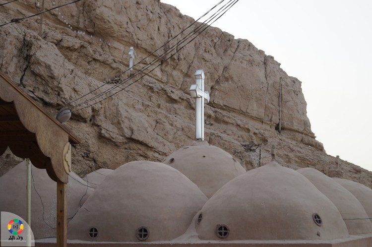 كنائس الدير