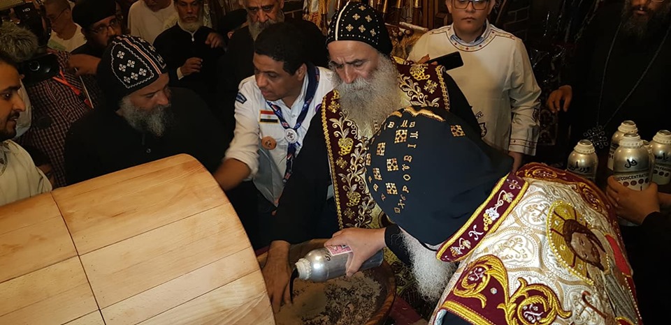 صور أثناء الاحتفال بنياحة القديس اللابس روح ببسنتاؤس بنقادة- أمدنا بالصور الدير