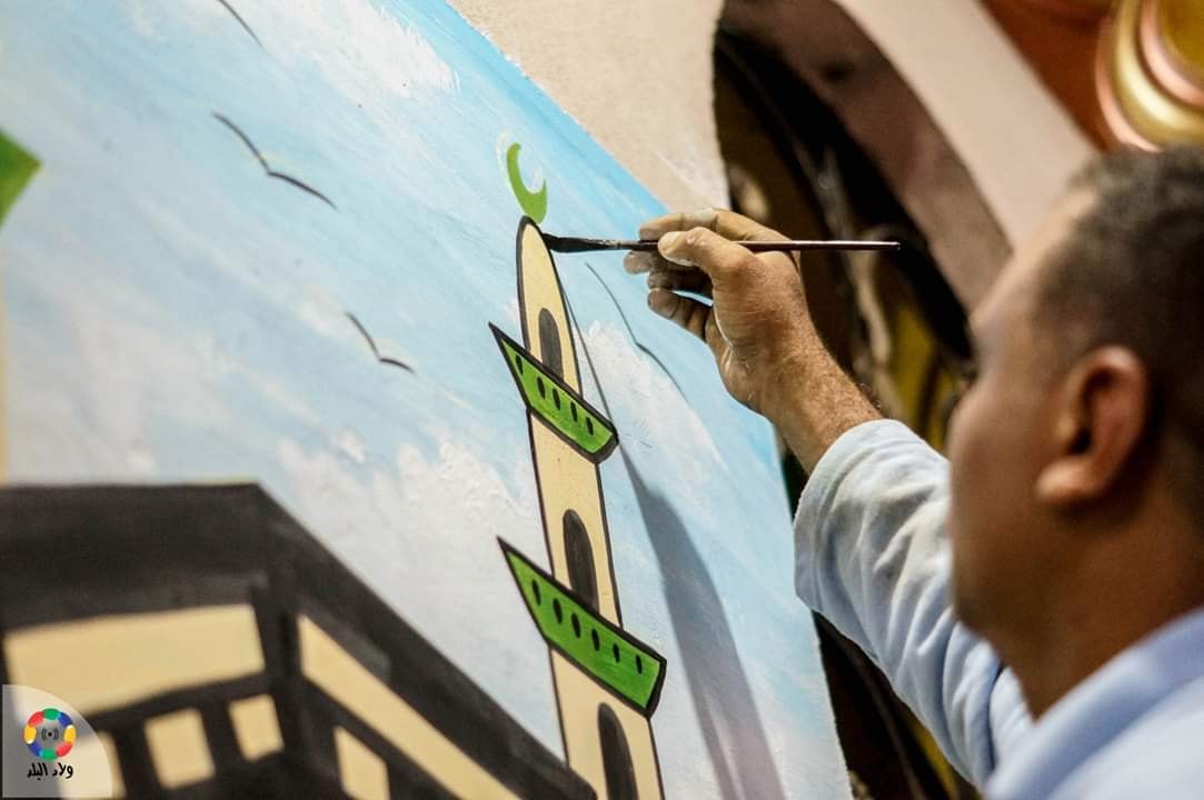 رسم مأذنة مسجد في جرافيتي الحج