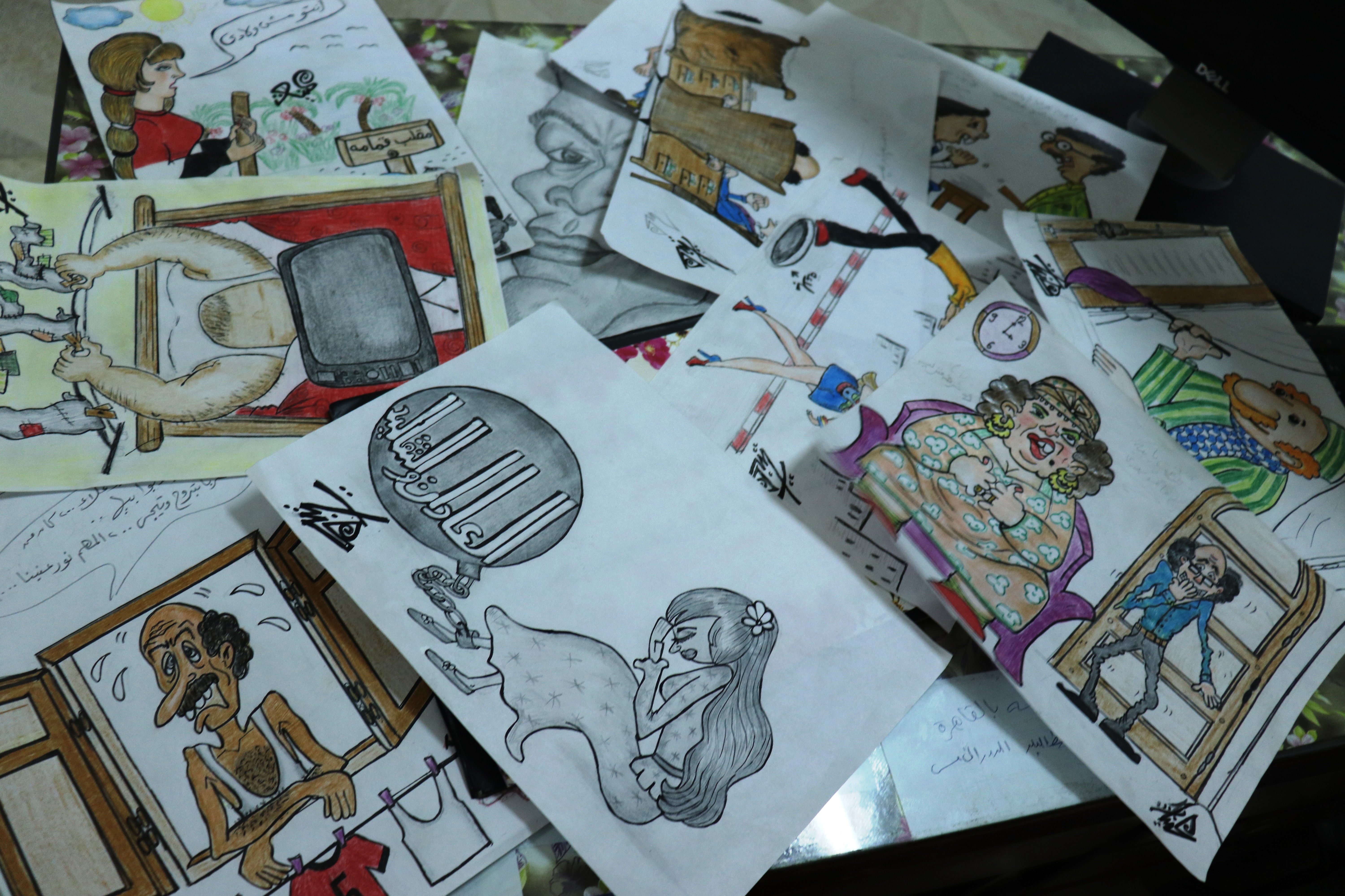 رسم تشكيلي للرسامة عنيات الجلايلي