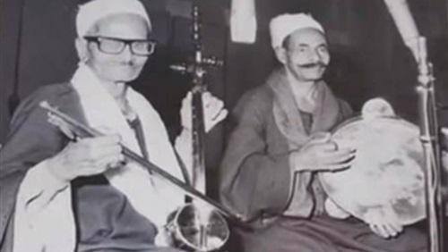 صورة نادرة للشاعر جابر أبوحسين- ويكيبيديا