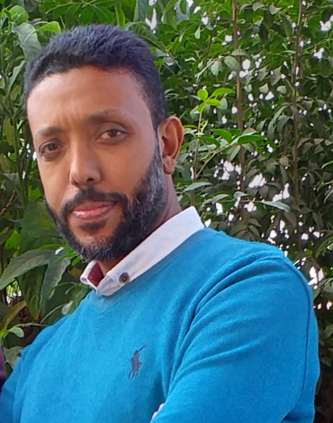 محمد عبد الرحمن - رئيس قسم الفنون التشكيلية بفرع ثقافة الفيوم - محمد عبدالرحمن