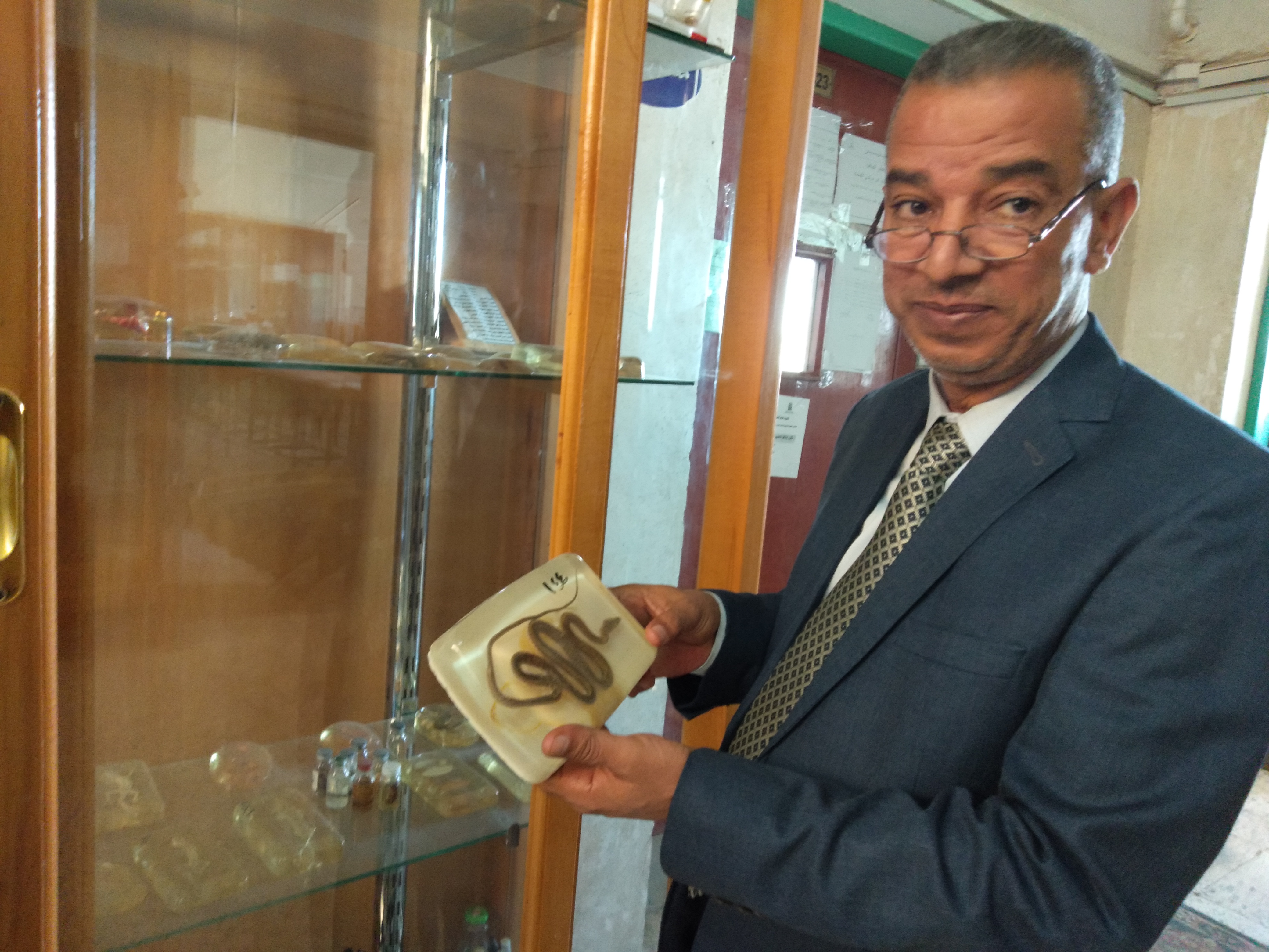 الدكتور عبدالناصر حسين