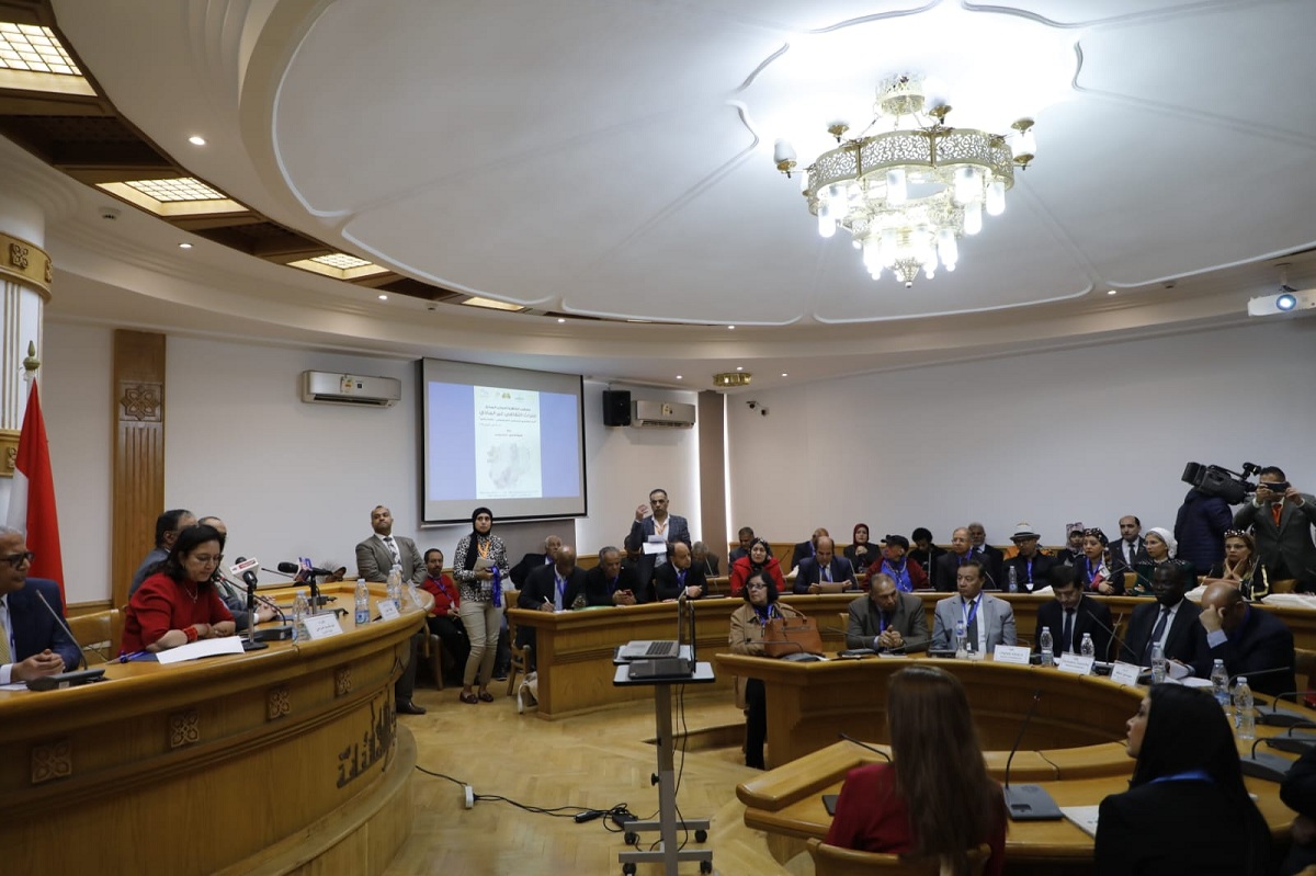 جانب من المناقشات