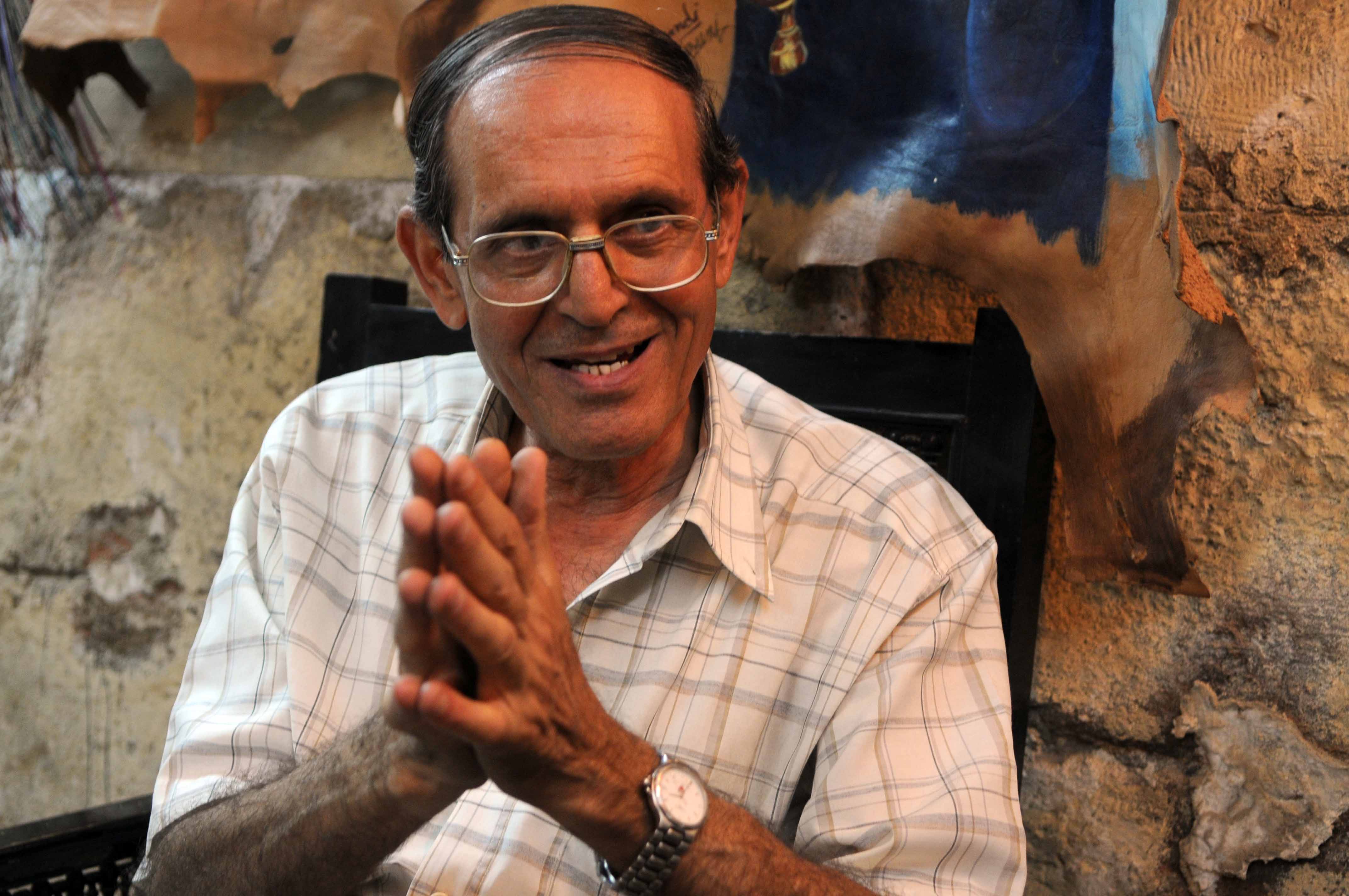 عزالدين نجيب