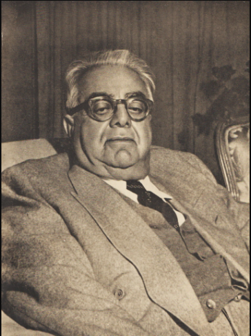 السلطان محمد شاه الآغا خان خلال زيارته إلى إيران عام 1951