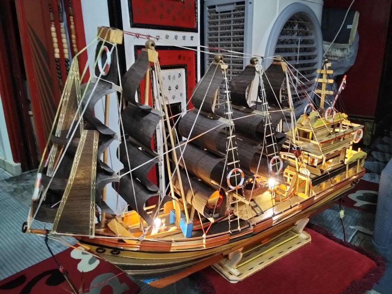 متحف المراكب في منزل الفنان السويسي محمد دياب