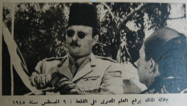 رفع العلم المصري على القلعة