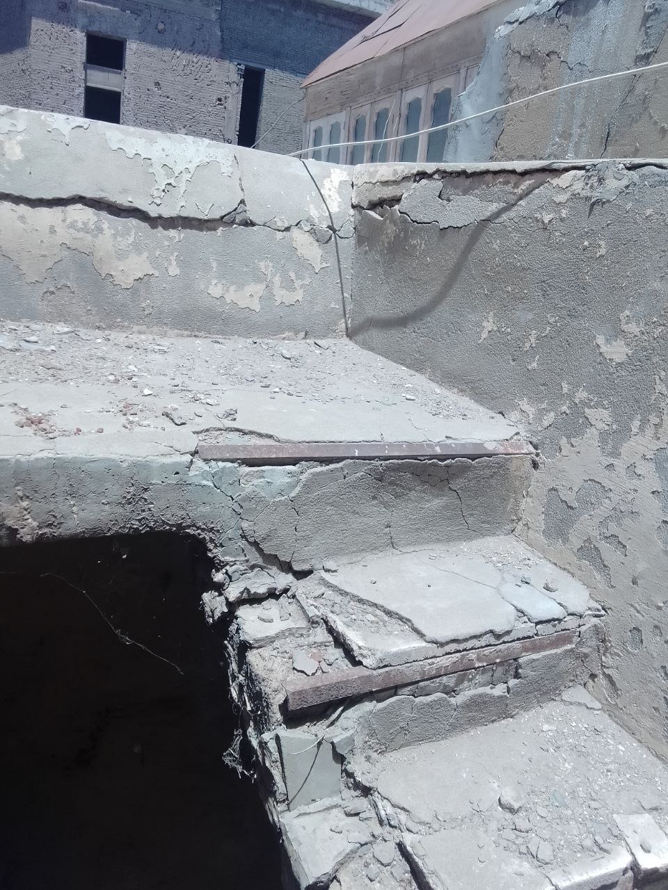 الإهمال في مسجد الملك الصالح أيوب في المنصورة