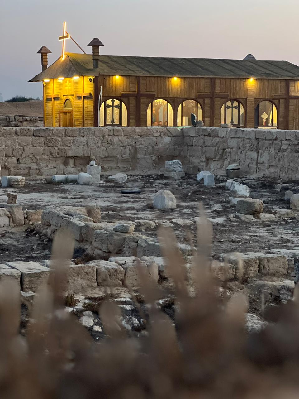 "موقع