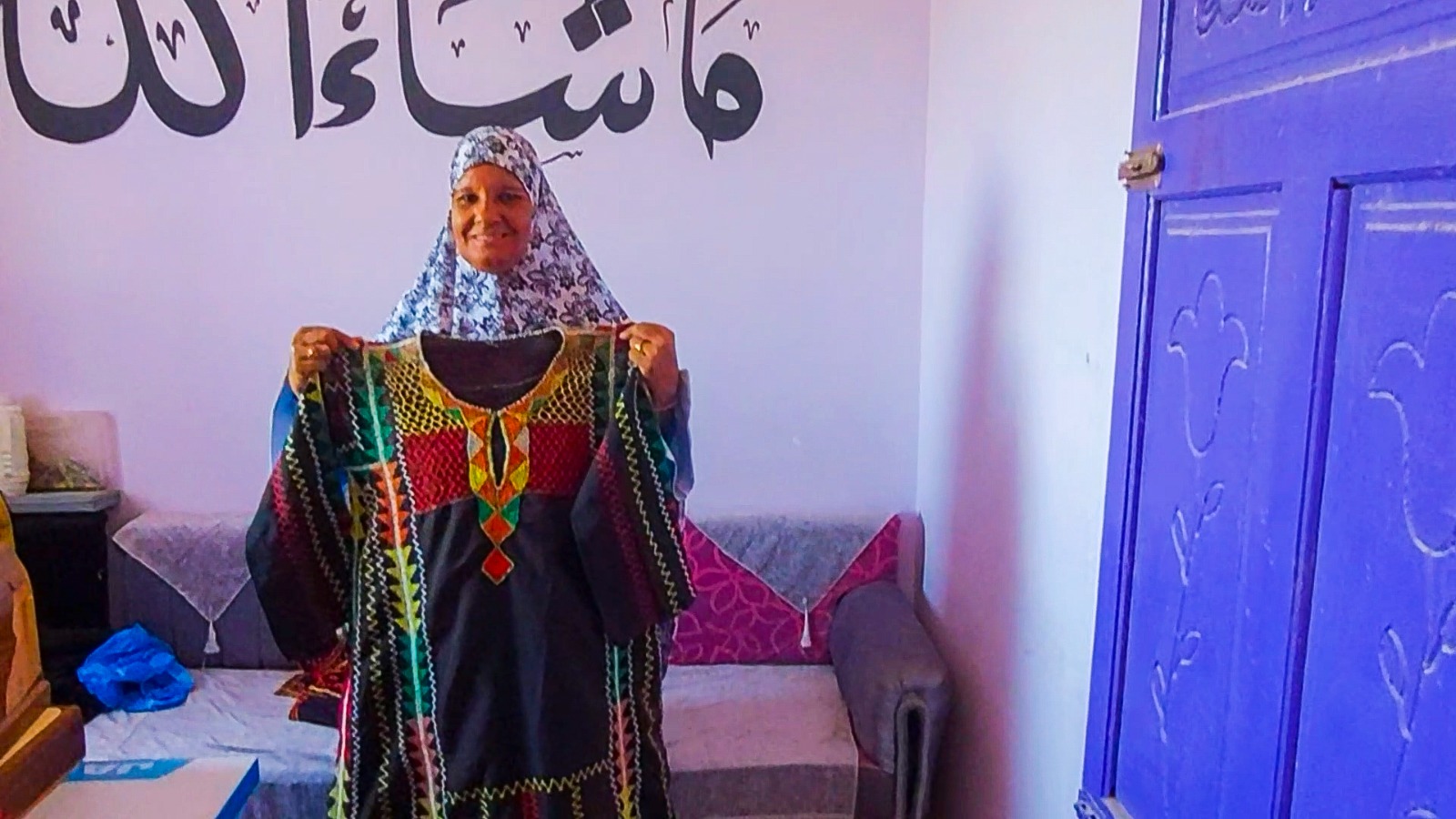 الثوب الواحاتي.. تصوير: هدير محمود