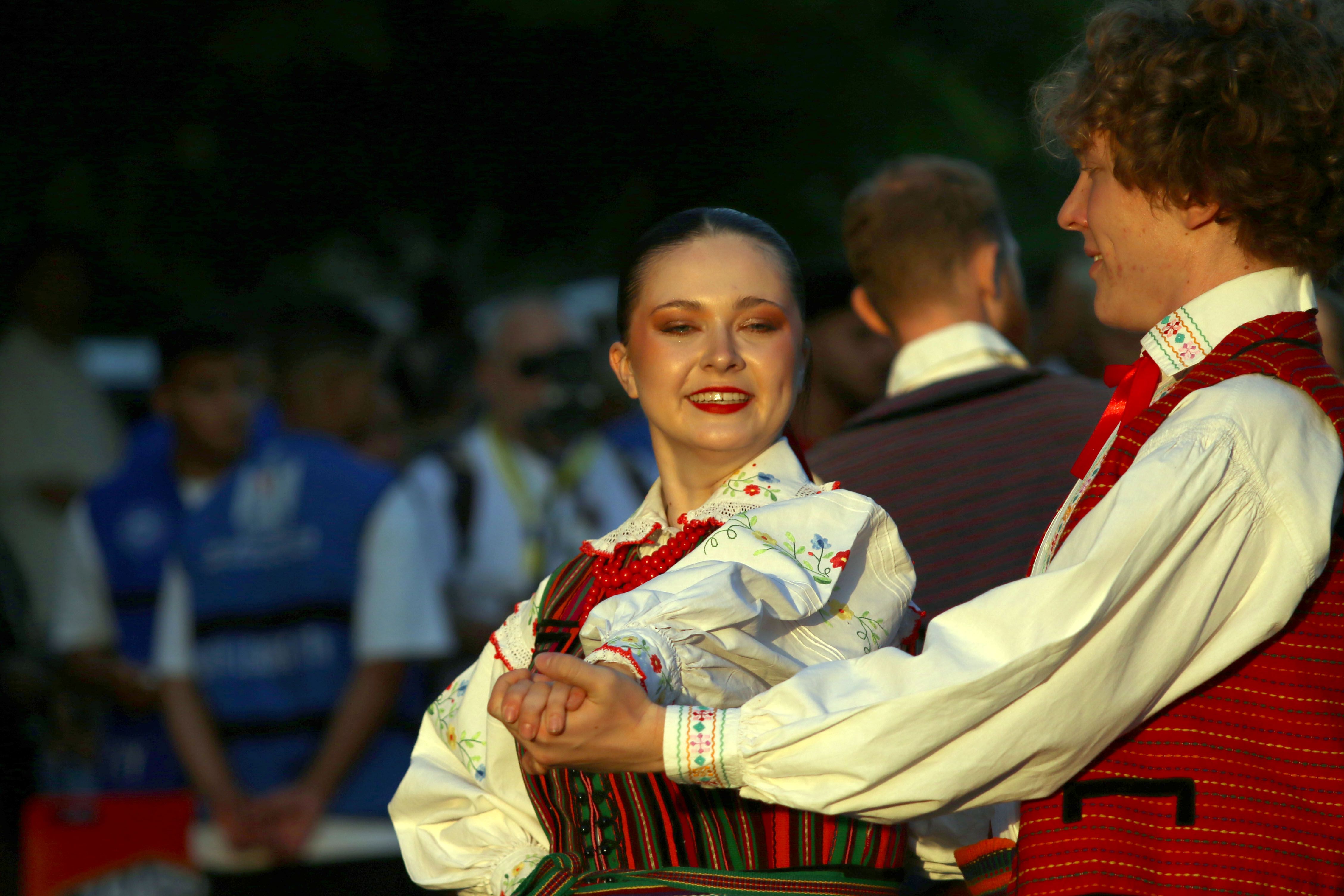 عرض راقص لمهرجان الإسماعيلية الدولي للفنون الشعبية - تصوير محمد عوض (32)