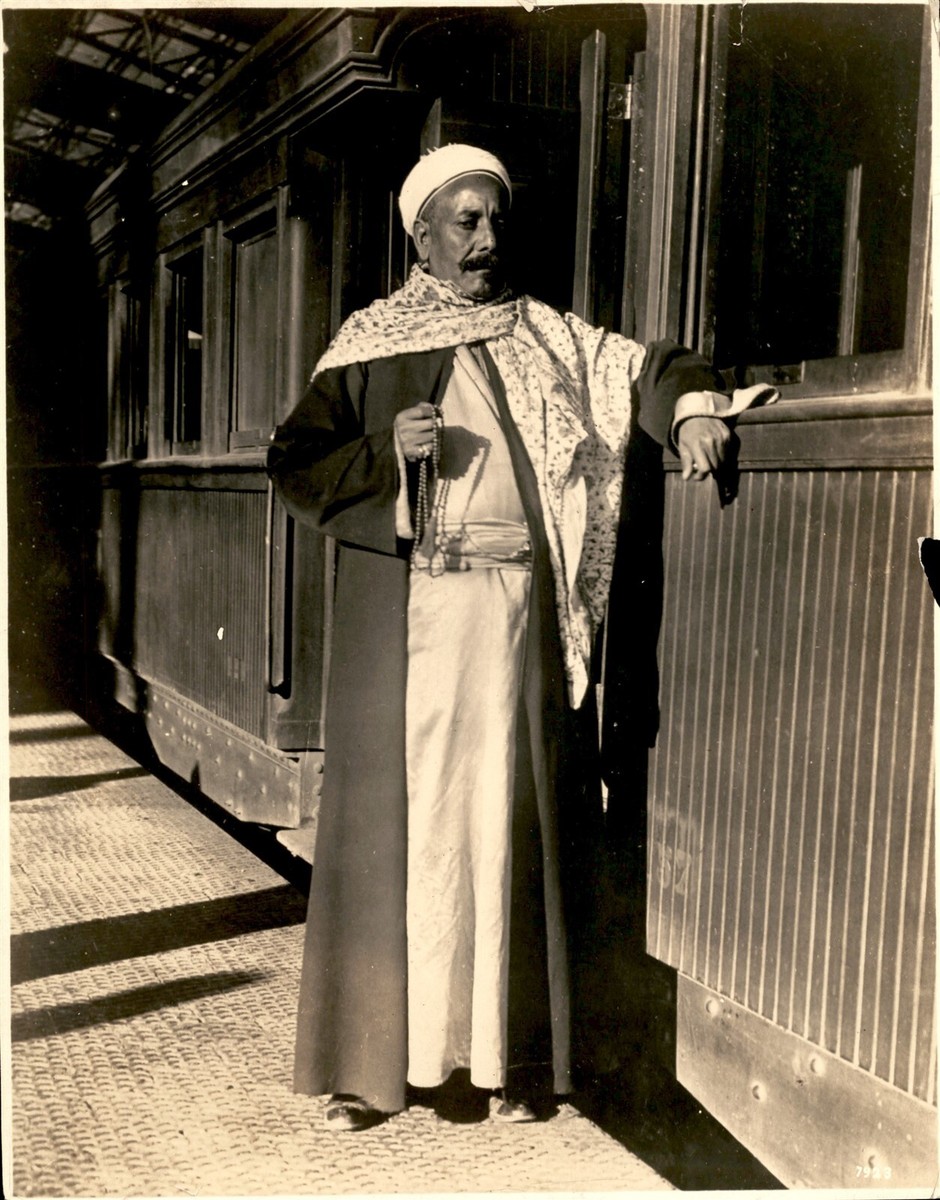 الجلباب.. الصورة مشاع إبداعي