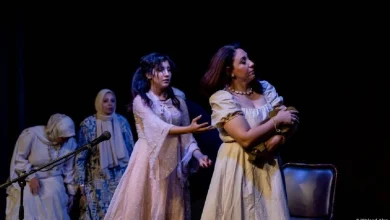 جانب من العرض المسرحي.. الصورة من صفحة مركز الجزويت على الفيسبوك