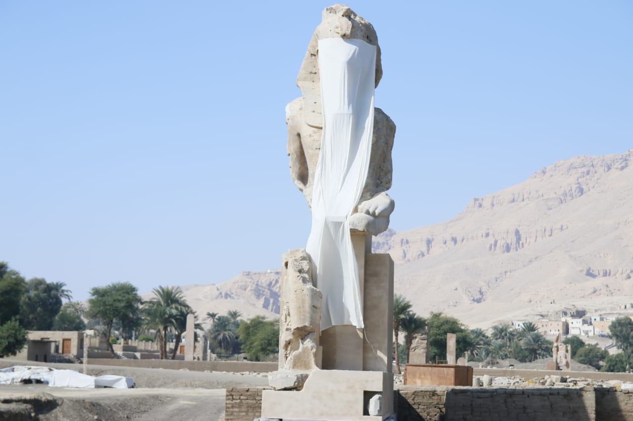 جانب من إزاحة الستار عن التمثالين.. تصوير: أبو الحسن عبدالستار