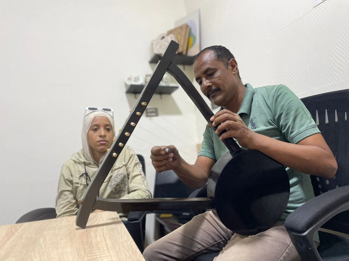 تراث السمسمية.. تصوير: محمد عوض