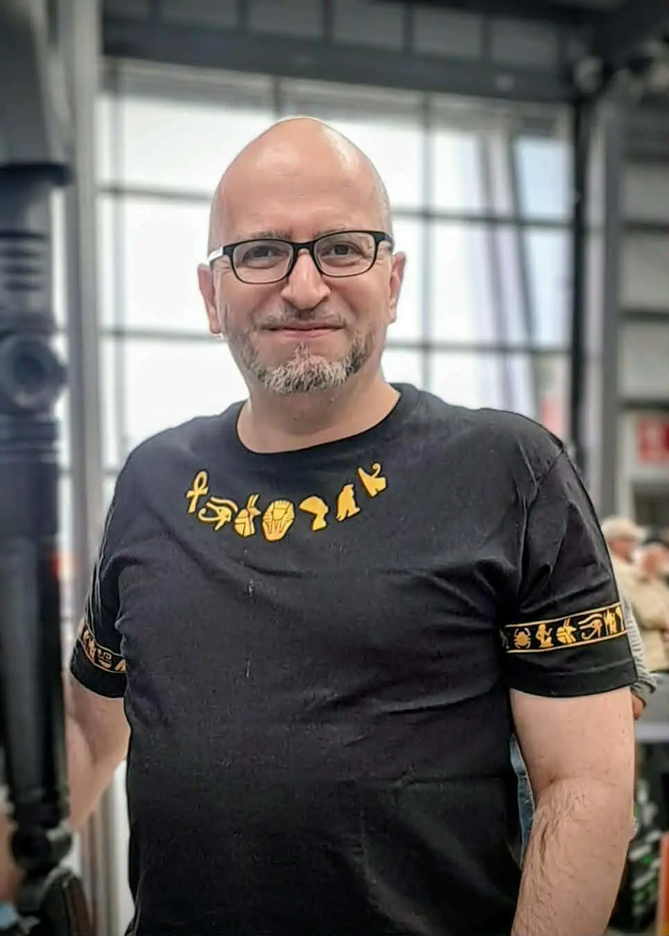 يوسف طيبة، مهندس معماري وباحث في اللغة الهيروغليفية.. الصورة من الباحث