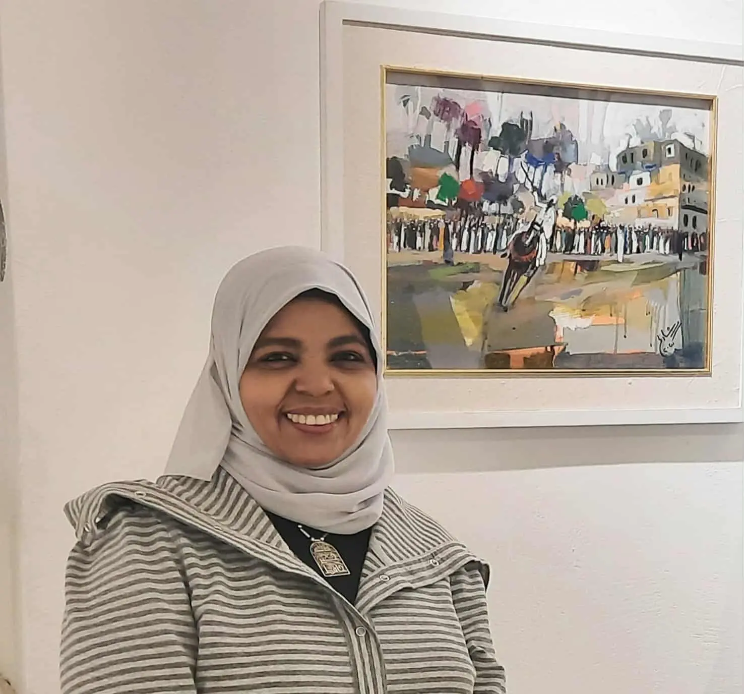 التشكيلية مرفت الشاذلي من معرض صدى الجنوب.. الصورة بواسطة الفنانة
