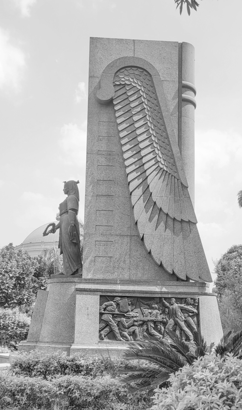 النُّصْب التذكاري لشهداء الجامعة، تصوير د. ياسر منجي، 1يوليو 2025.