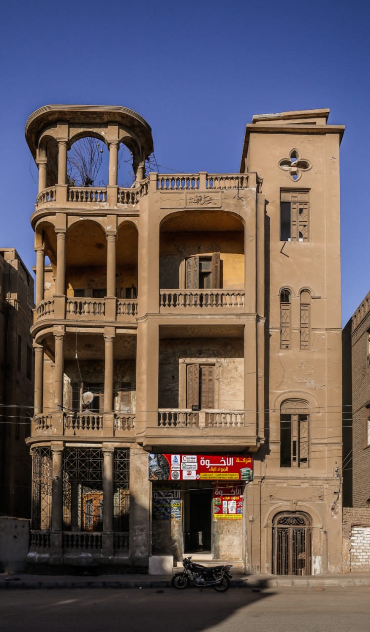 منزل دانيال مكسيموس بمنفلوط.. تصوير: أحمد مصطفى