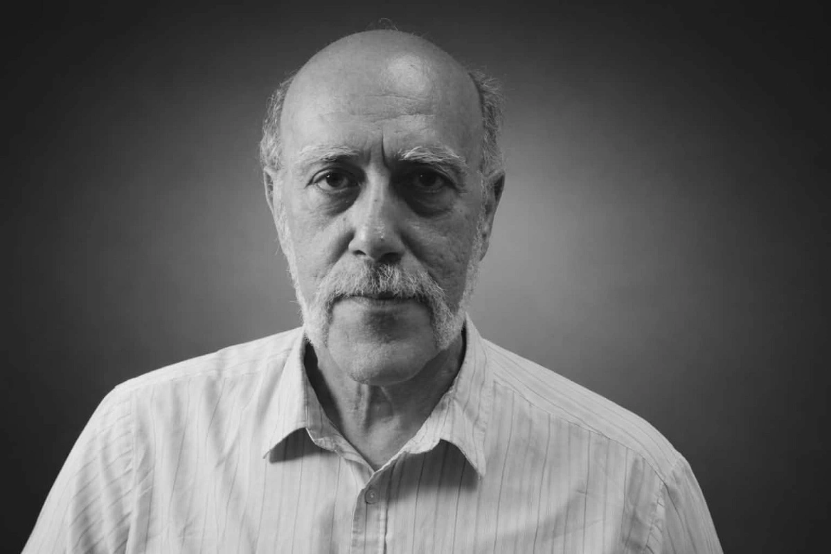 الفنان والمترجم «ناجي باسيليوس».. أرشيف الفنان