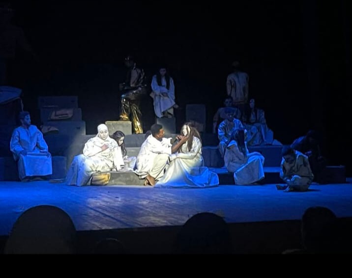 الفرقة القومية للمسرح بالأقصر.. الصورة من المخرج جاسر المصري
