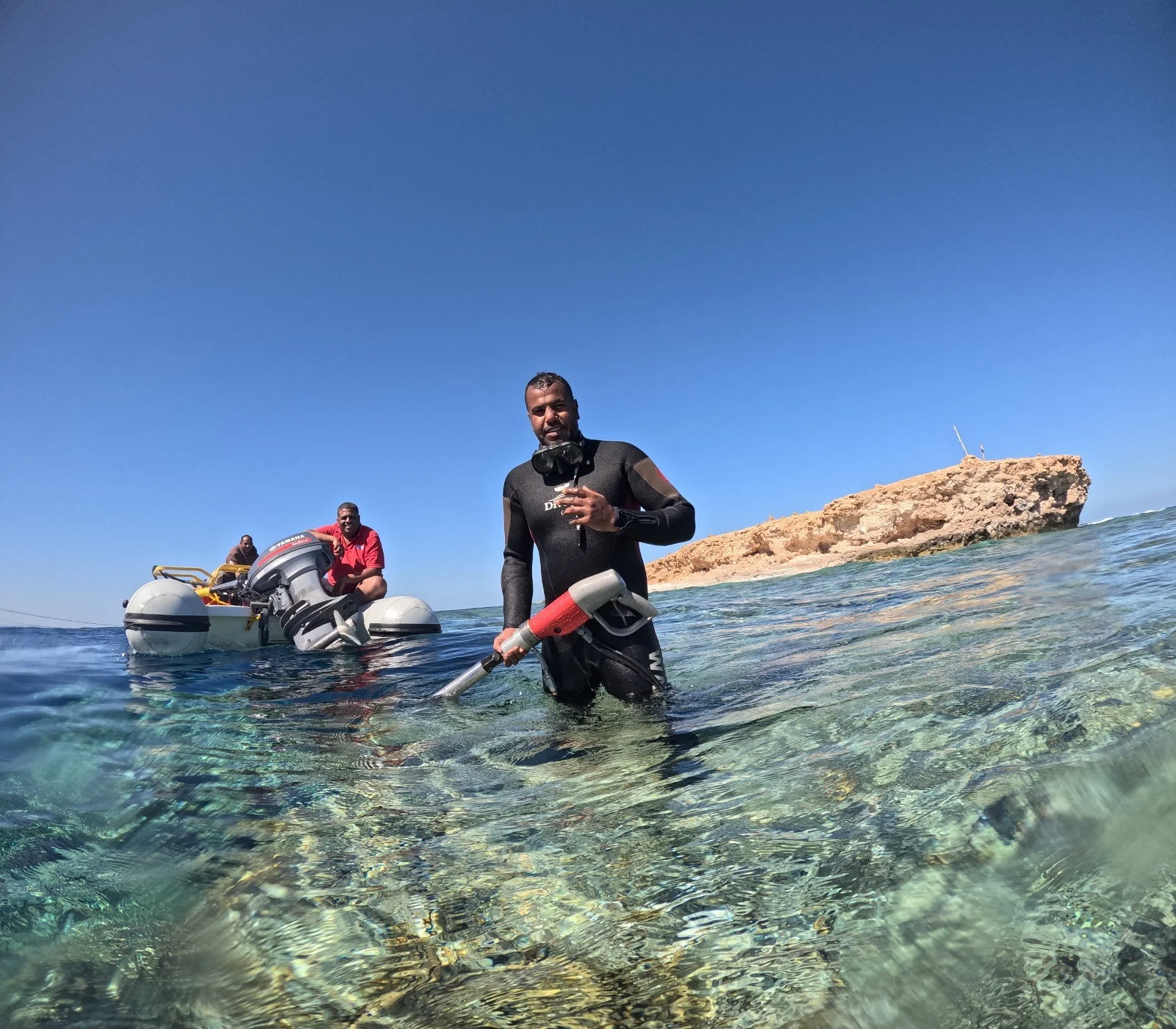 فريق جمعية هيبكا وتركيب الشنمدروات.. الصورة من فريق الجمعية