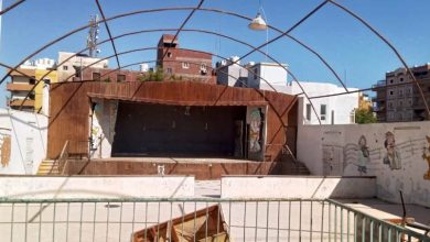 مسرح قصر ثقافة سفاجا المغلق ويظهر آيل للسقوط.. تصوير: إسراء محارب