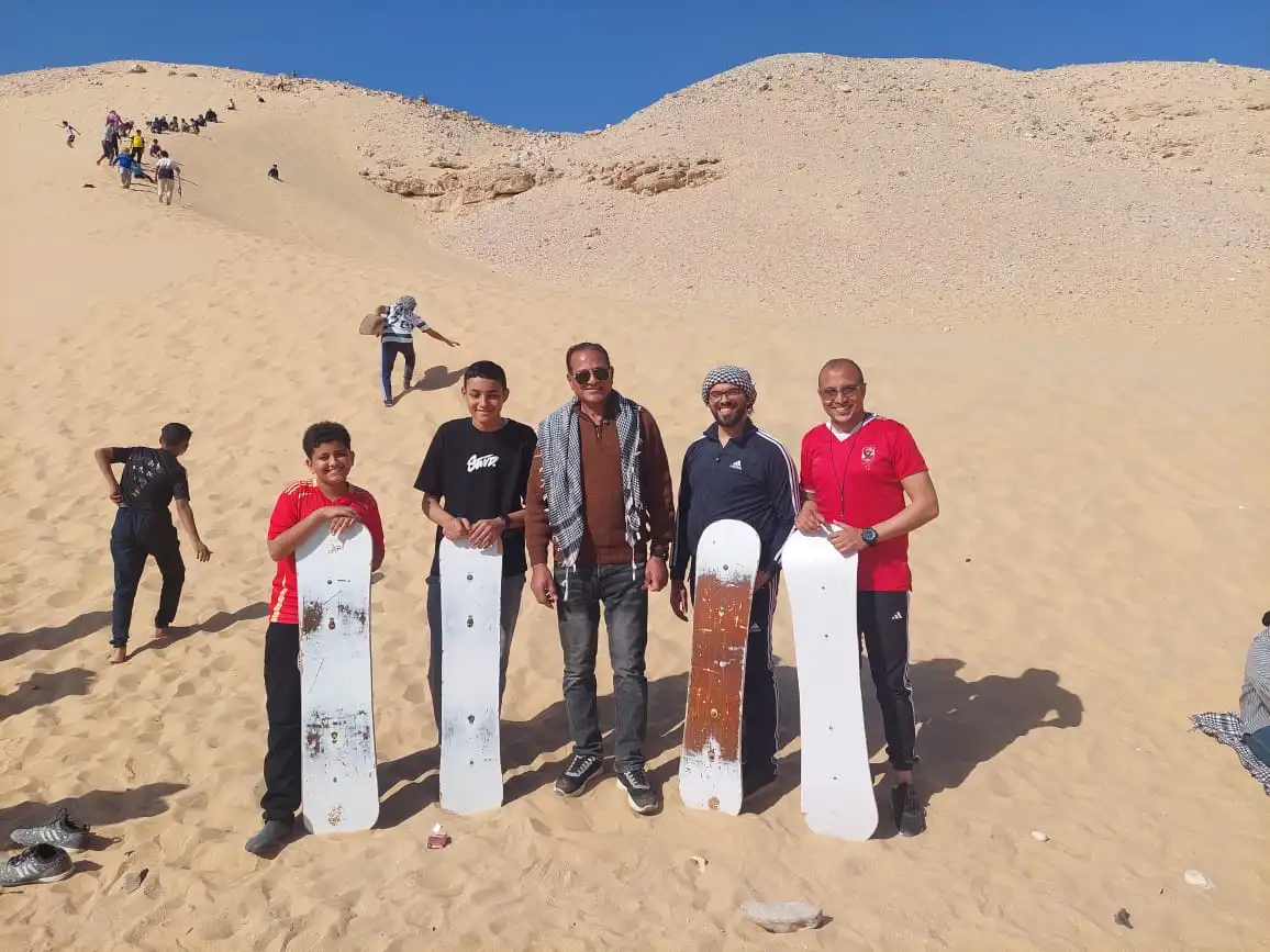 تجربة علاجية في الكثبان الرملية بمحمية الوادي الأسيوطي.. تصوير: جاسمين مهني