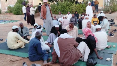 تجمع أهالي قرى وادي كركر في النوبة على الإفطار الجماعي.. تصوير: وفاء أمين