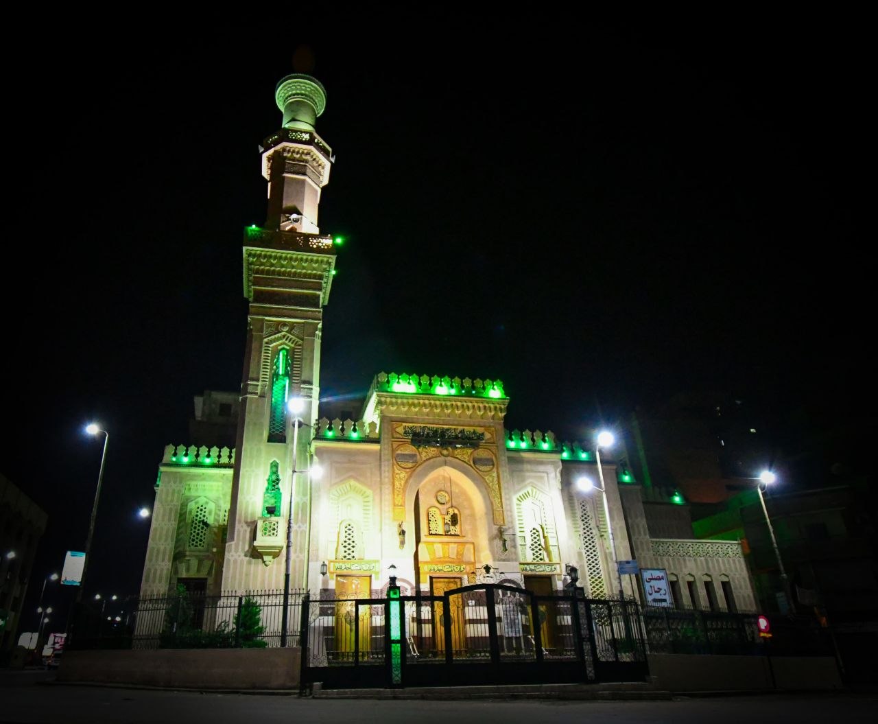 مسجد التوبة في ليالي رمضان.. تصوير: أحمد سيف