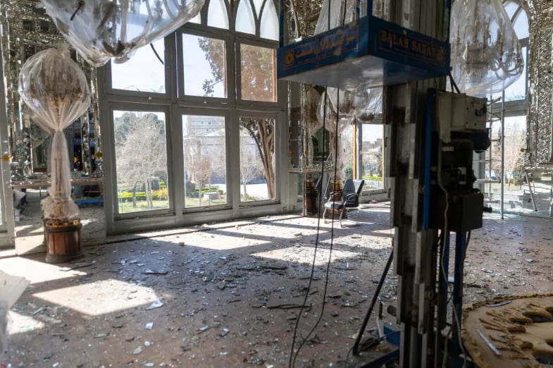 صورة من داخل قصر جولستان في طهران، بعد غارة جوية أمريكية إسرائيلية في مارس 2026.. مصدر الصورة ماجد سعيدي جيتي إيميجز